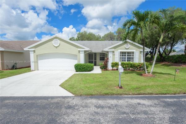 2585 SE 7th Pl, Homestead, Florida 33033, image 1