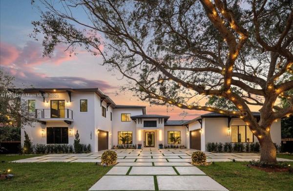 Pine Tree Estates, 12820 SW 80th Ave, Pinecrest, Florida 33156, image 1