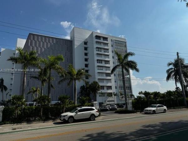 Blair House, 9100 W Bay Harbor Dr #7A, Bay Harbor Islands, Florida 33154, image 2