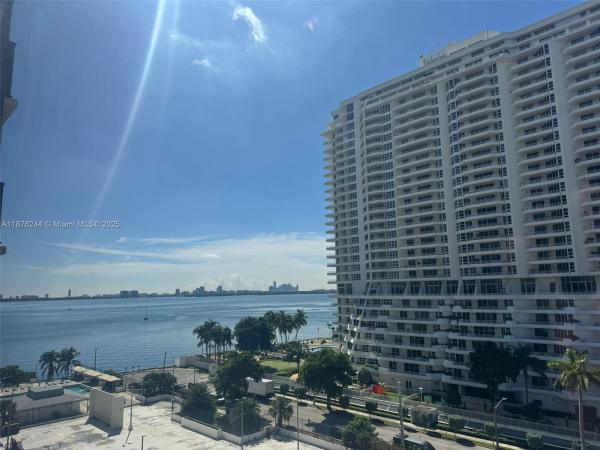 Charter Club, 600 NE 36th St #821, Miami, Florida 33137, image 1