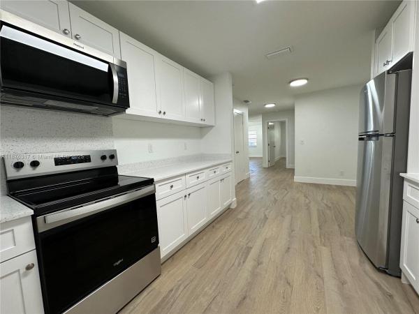 Town Of Hallandale, 106 NW 1st St, Hallandale Beach, Florida 33009, image 1