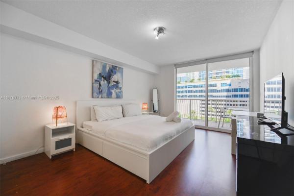 The Club At Brickell Bay, 1200 Brickell Bay Dr #1720, Miami, Florida 33131, image 1