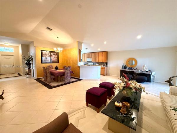 Tuscany Bay, 12172 La Vita Way, Boynton Beach, Florida 33437, image 2