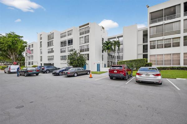 Plantation, Florida 33317, image 1