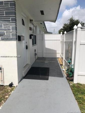 Sunset Park, 904 SW 7th Ter #1, Hallandale Beach, Florida 33009, image 1