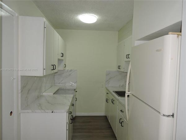 Essex Village, Hialeah, Florida 33010, image 1