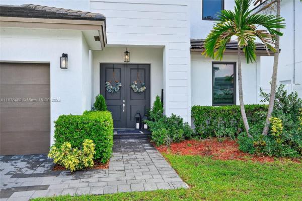 The Landings, 23235 SW 108th Ave, Princeton, Florida 33032, image 2