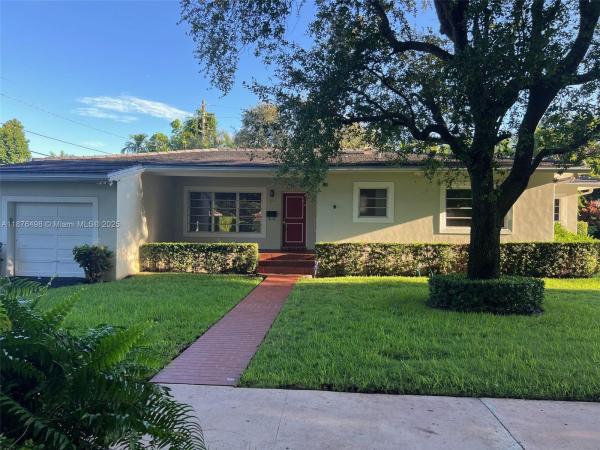 Coral Gables Country Club, 437 Velarde Ave, Coral Gables, Florida 33134, image 1