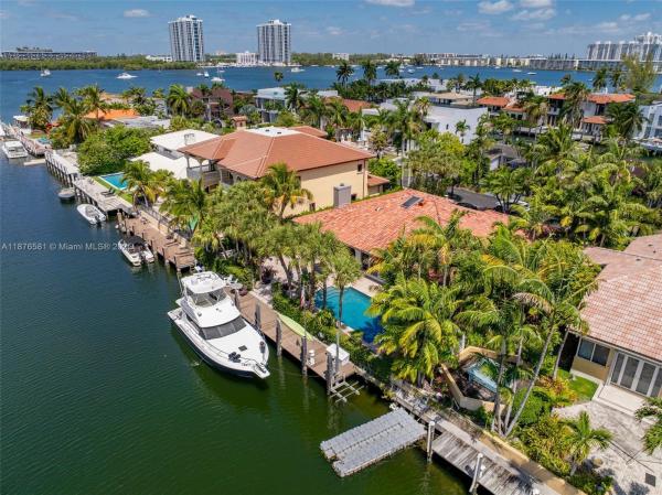 Eastern Shores, 3200 NE 165th St, North Miami Beach, Florida 33160, image 3