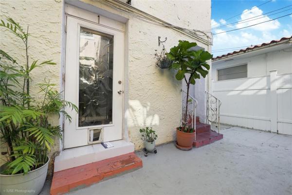 Shenandoah, 1678 SW 11th St, Miami, Florida 33135, image 1