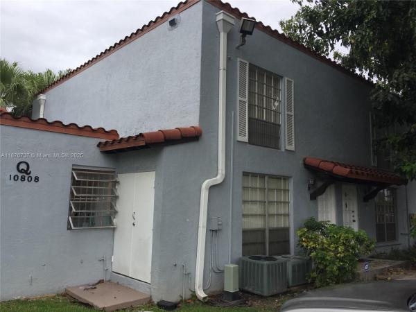 10808 N Kendall Dr Q4, Unincorporated Dade County, Florida 33176, image 1