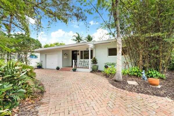 Tamiami Place, 1235 El Rado St, Coral Gables, Florida 33134, image 1