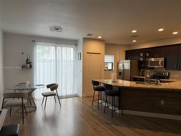 472 NE 194th Ter, Miami, Florida 33179, image 1