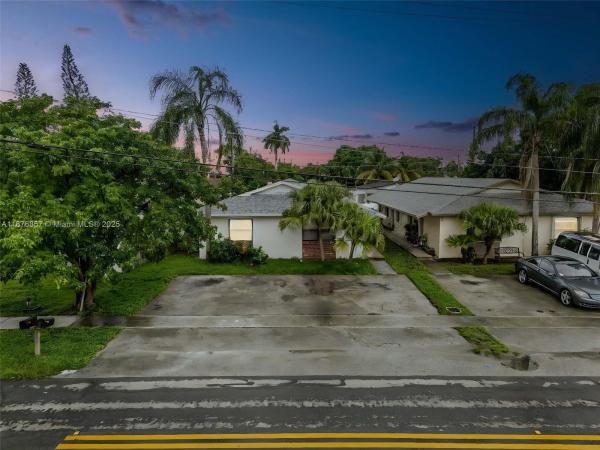 Hollywood Center, 19 SE 4th Ter #1-2, Dania Beach, Florida 33004, image 1