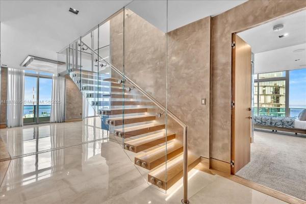 Epic Hotel & Residences, 200 Biscayne Boulevard Way #5401, Miami, Florida 33131, image 1