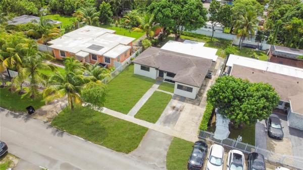 630 NE 143rd St, Miami, Florida 33161, image 1