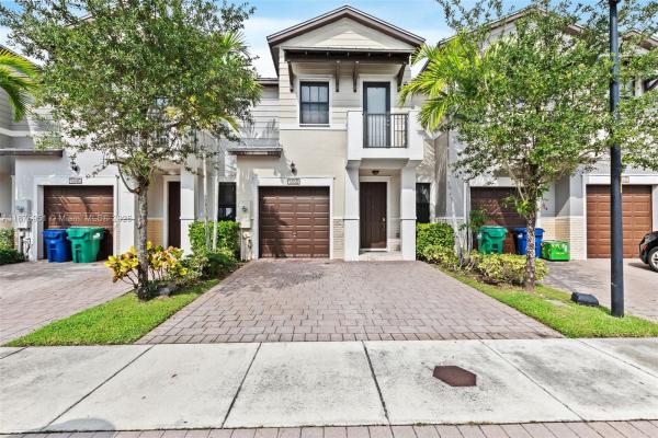 5850 NW 104th Path, Medley, Florida 33178, image 1