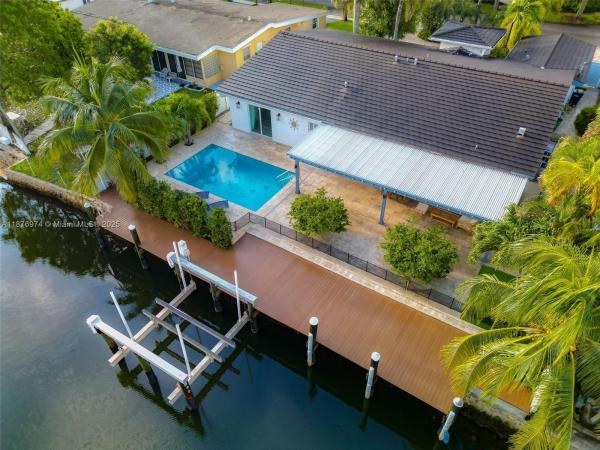 2105 Arch Creek Dr, Miami, Florida 33181, image 1