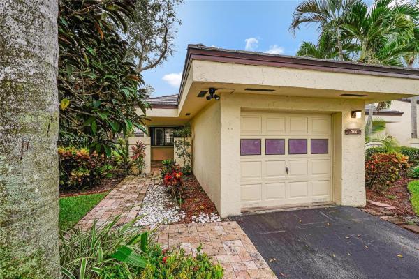 Chelsea At Jacaranda, 344 NW 94th Ter, Plantation, Florida 33324, image 1