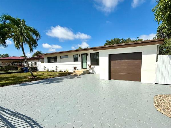 Carll Estates, 14860 NE 11th Ave, Golden Glades, Florida 33161, image 3