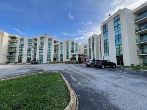 2055 SW 122 Ave 305, Unincorporated Dade County, Florida 33175, image 1