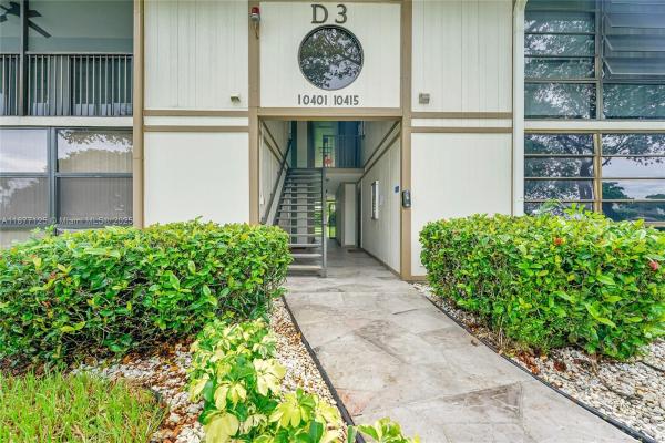 Clairmont, 10401 E Clairmont Cir #109, Tamarac, Florida 33321, image 2