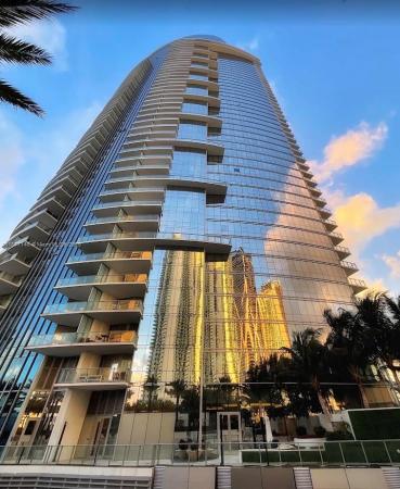 Paramount Miami Worldcenter, 851 NE 1 Ave 302, Miami, Florida 33132, image 1