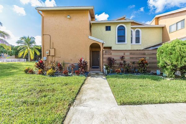 Pineapple Park At Woodmont, 8073 NW 71st Ct, Tamarac, Florida 33321, image 1