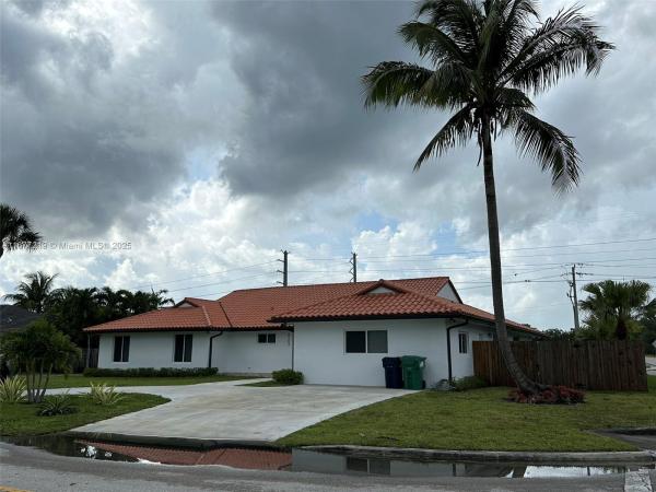 9203 SW 136th Ter, Unincorporated Dade County, Florida 33176, image 1