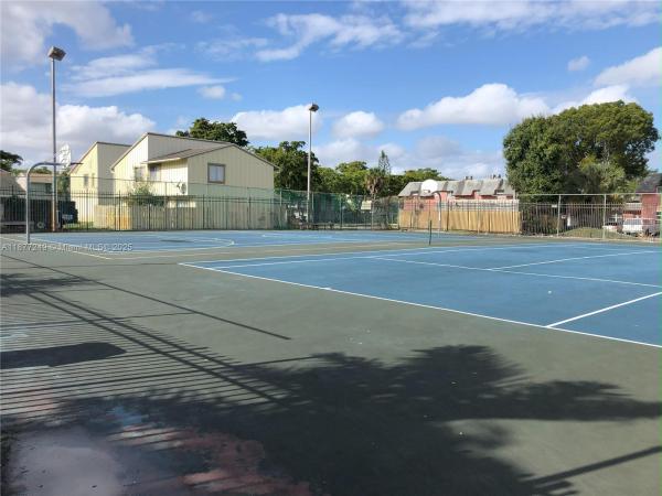 Habitat 2, 5946 NW 21st St #51-E, Lauderhill, Florida 33313, image 3