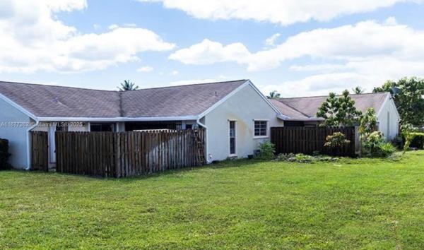 807 NE 214 Ln 02, Unincorporated Dade County, Florida 33179, image 1