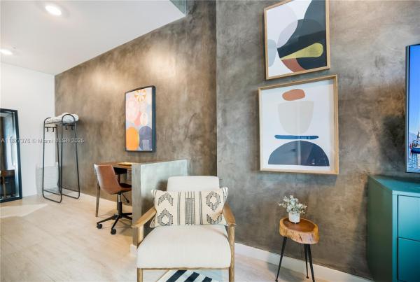 Quadro, 3900 Biscayne Blvd #S-616, Miami, Florida 33137, image 2