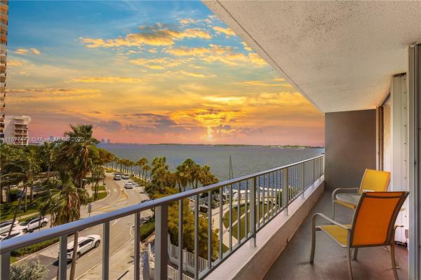 Brickell Harbour, 200 SE 15 Rd #6F, Miami, Florida 33129, image 1