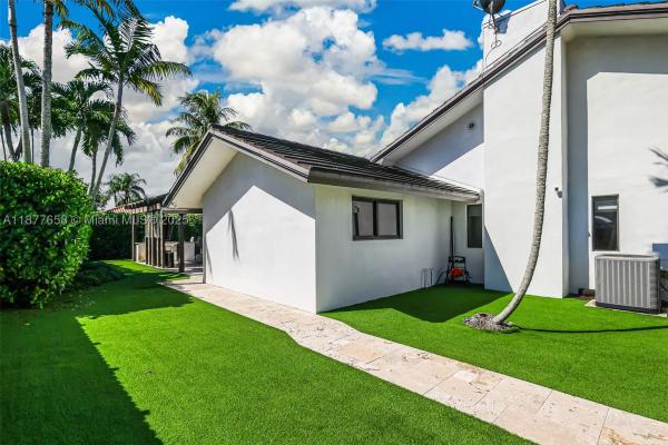 Summit Park Estates, 12224 SW 101st Ter, The Crossings, Florida 33186, image 3