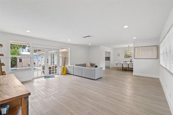 Hollywood Lakes, 1254 Polk St, Hollywood, Florida 33019, image 1