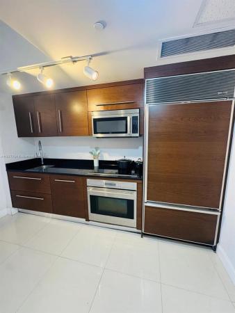 Icon Brickell Tower 1, 475 Brickell Ave #1910, Miami, Florida 33131, image 1