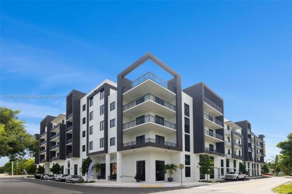 Vistas Palmetto Bay, 18300 SW 98th Ave #417, Palmetto Bay, Florida 33157, image 1