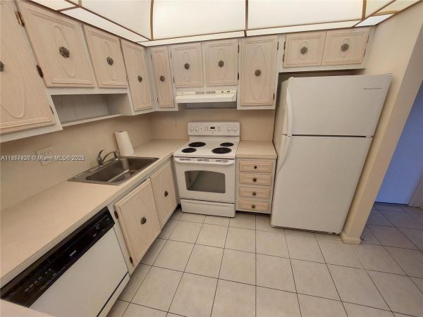 Barcelona North, 257 S Cypress Rd 438 ##438, Pompano Beach, Florida 33060, image 1