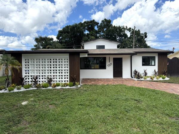 Atlanta Lake, 7221 Freedom St, Hollywood, Florida 33024, image 3