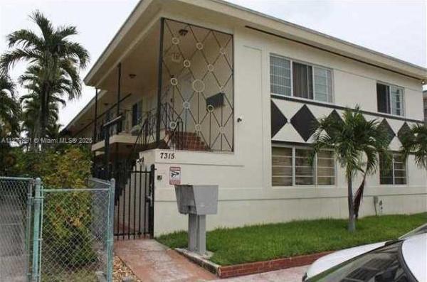 7315 Byron, 7315 Byron Ave #17, Miami Beach, Florida 33141, image 1