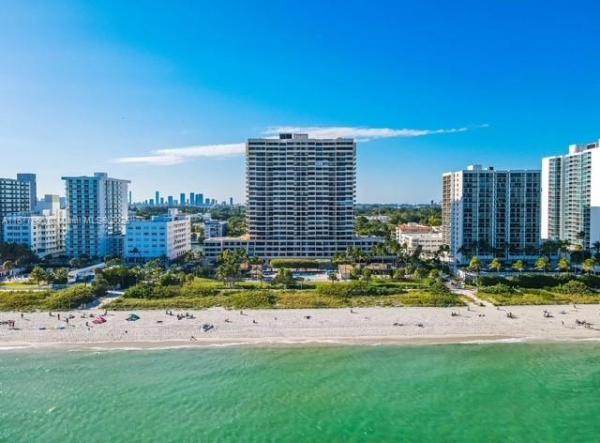 Club Atlantis, 2555 Collins Ave #2200, Miami Beach, Florida 33140, image 1