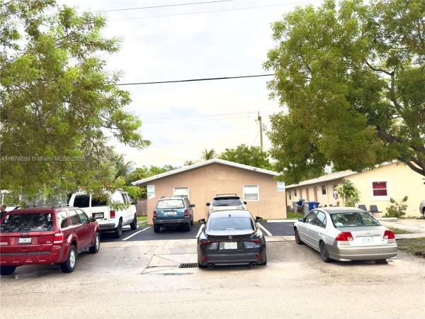 North Pompano Beach, 3830 NE 15th Ave, Pompano Beach, Florida 33064, image 1