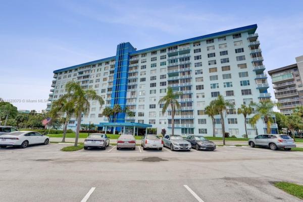 Hillcrest, 4001 Hillcrest Dr 403 ##403, Hollywood, Florida 33021, image 1