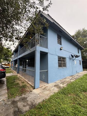 Unincorporated Dade County, Florida 33150, image 1