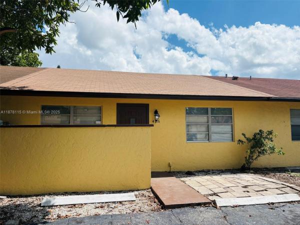 Lake Island, 4316 NW 6th Ave, Deerfield Beach, Florida 33064, image 1