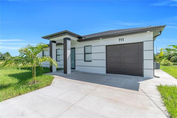 711 Roma Ave S, Lehigh Acres, Florida 33974, image 1