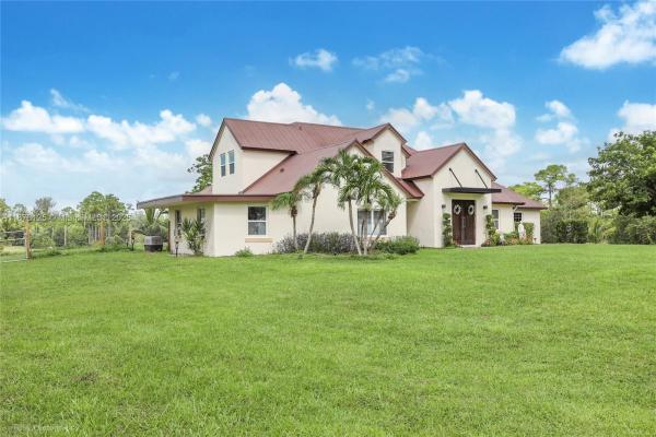 Homeland, 5681 Reynolds Rd, Lake Worth, Florida 33449, image 2