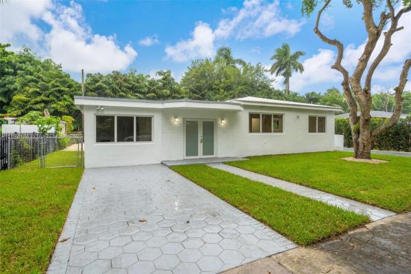 Breezeswept Heights, 510 NE 155th Ter, Golden Glades, Florida 33162, image 2