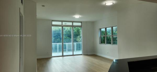 One Fifty One At Biscayne, 15051 Royal Oaks Ln #106, North Miami, Florida 33181, image 3