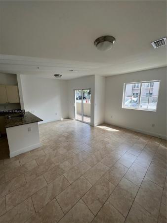 211 W 79th Pl, Hialeah, Florida 33014, image 2